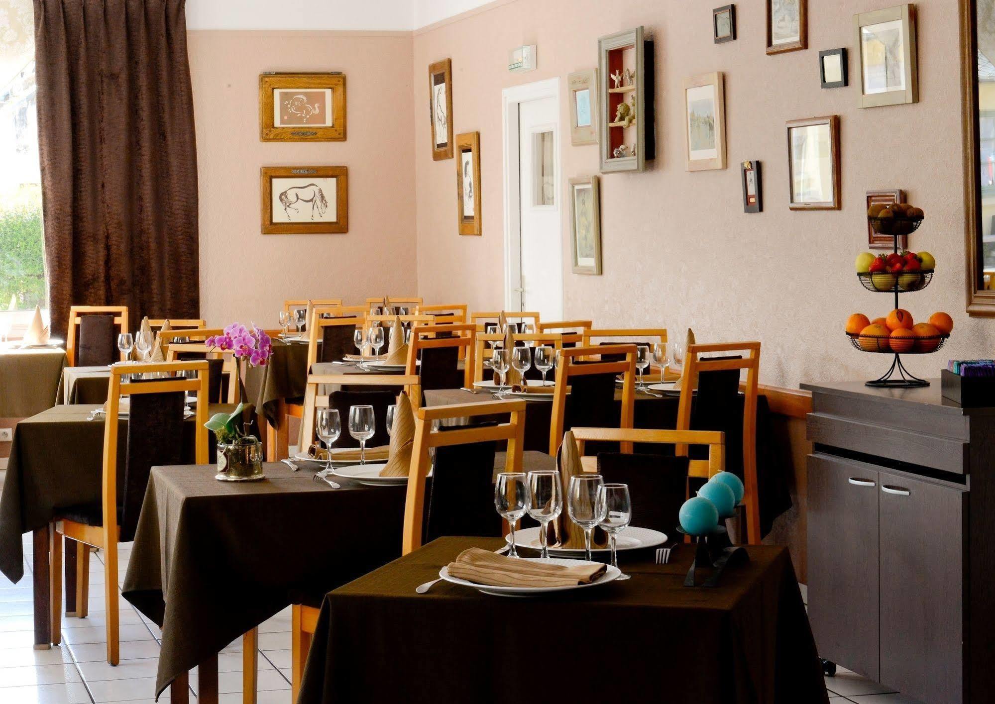 Logis Restaurant De France Isigny-sur-Mer